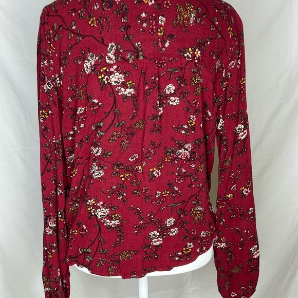 Mossimo Red Floral Blouse - Picture 2 of 3